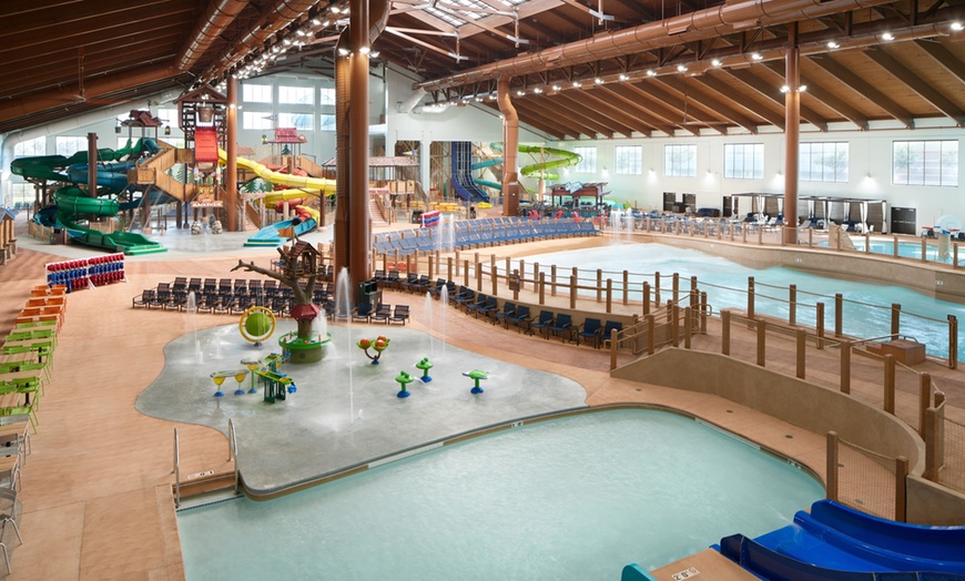 Image 7: Great Wolf Lodge Water Park Resort near San Francisco