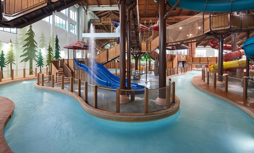 Image 9: Great Wolf Lodge Water Park Resort near San Francisco
